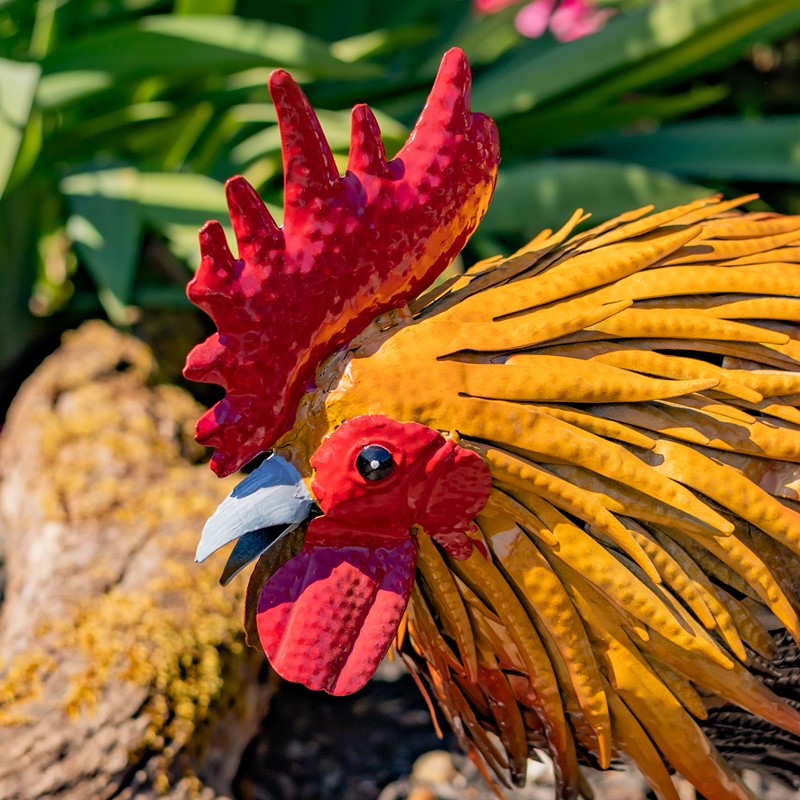 21.25" Tall Painted Iron Rooster Decoration "Maxwell"