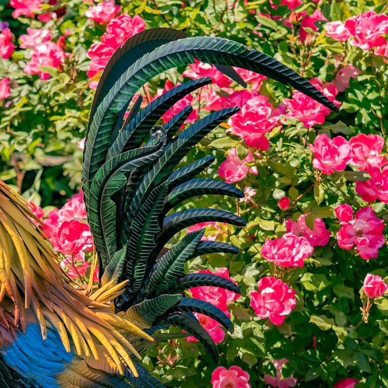 29.28" Tall Painted Iron Rooster Decoration "Hugo"