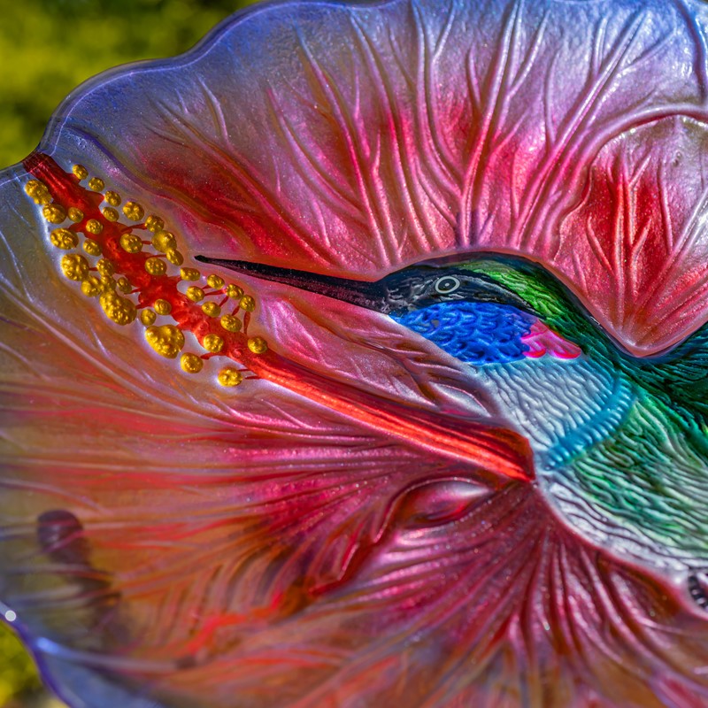 18" Glass Bowl Hummingbird Birdbath with Metal Stand "Rhode Island"