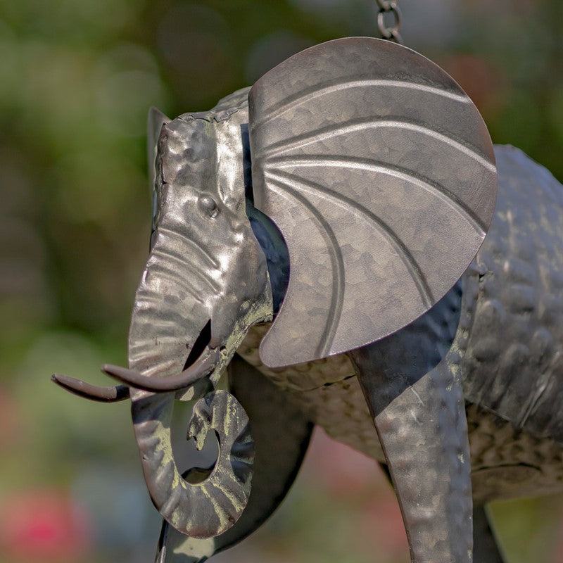 GALVANIZED HANGING ANIMAL BIRDHOUSE - ELEPHANT